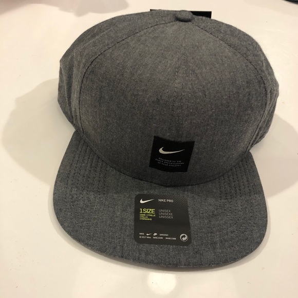 Nike golf cap
